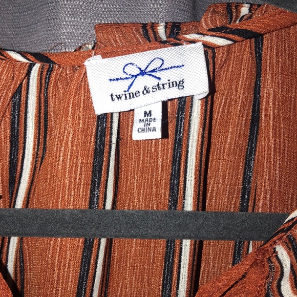 Top - Picture 2 of 2